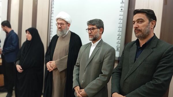 آیین تجلیل از برگزیدگان چهل و سومین دوره مسابقات قرآن، عترت و نماز شهرستان بن