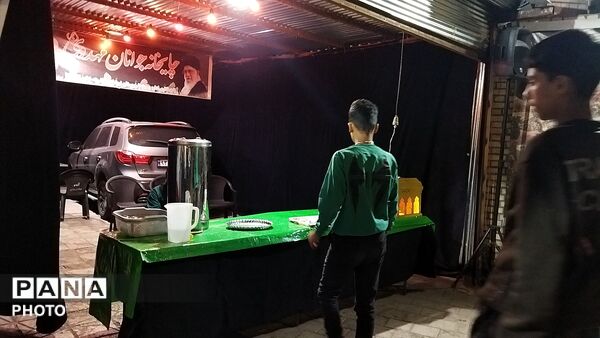 چایخانه فلکه ایران در هشتاد و پنجمین شب از اجتماعات مردمی نیشابور 