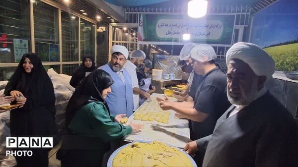 چراغ موکب‌ها در اجتماعات شبانه روشن است