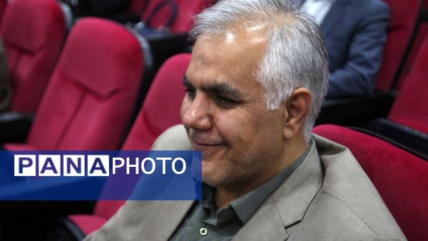 آیین تجلیل از ۵۰ معلم بازنشسته زنجان