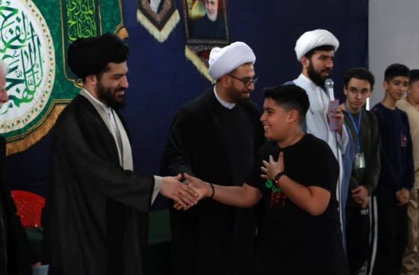 اعتکاف دانش‌آموزان در گلستان