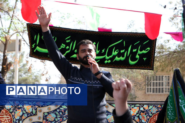 مجتمع مدارس سما کاشان ۱۳ آبان را با یاد شهدا و نام زهرا(س) گرامی داشت