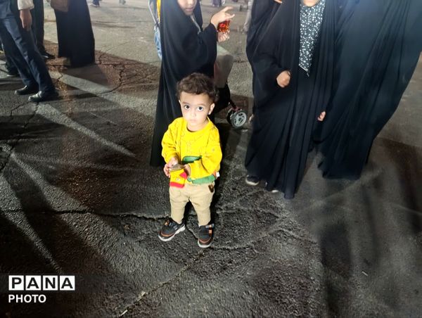 هشتاد و چهارمین اجتماع مردمی با رژه کالسکه‌سواران فردیسی