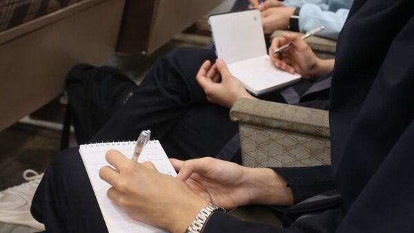 دوره آموزش خبر نویسی دختران ناحیه ۲ کرمان