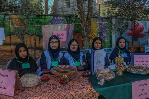 آیین بزرگداشت هفته بهداشت روان و انتخابات همیار مشاوران