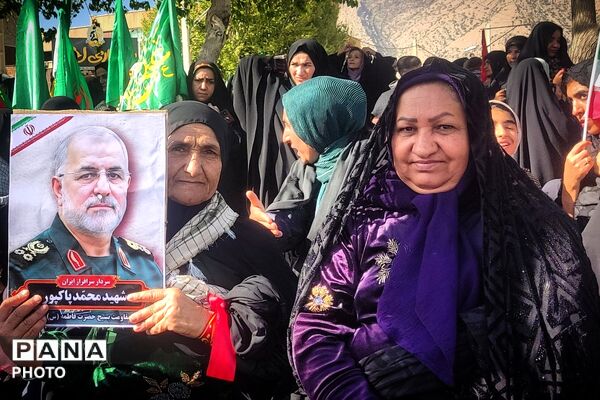 رزمایش دختران جان فدای لردگان 