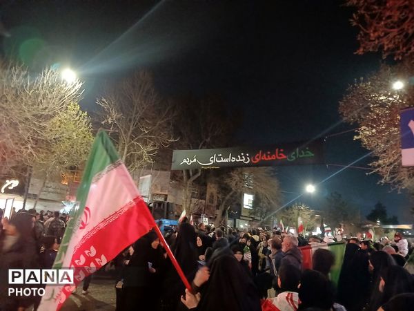 حضور پر شور و حماسی مردم نیشابور در هشتمین روز از شهادت امام شهید خامنه ای