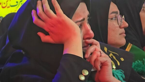 استقبال باشکوه مردم شهرستان بهاباد از شهید گمنام