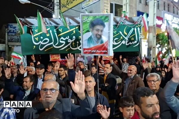 حضور مردم و مسئولین در تجمعات شبانه صفادشت
