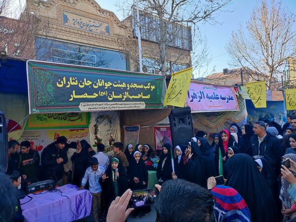 قاب پانا میزبان ساعات اولیه جشن بزرگ خیابانی در نیشابور 