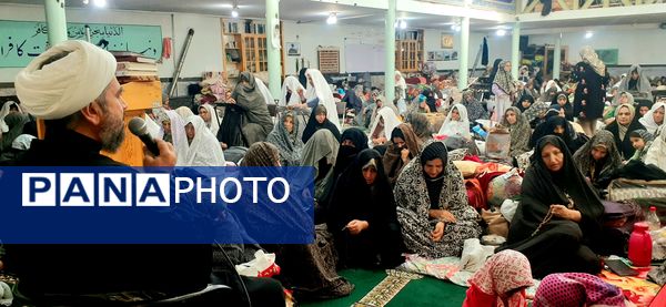 مراسم اعتکاف مادر دختری در مسجد صاحب الزمان آشخانه