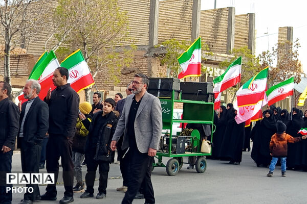 در فراق رهبر شهید