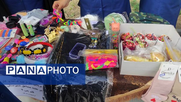 برپایی بازارچه کسب و کار در دبیرستان قلم‌چی۲ بن