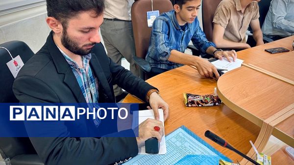 برگزاری دوازدهمین دوره‌ انتخابات مجلس دانش‌آموزی استان مرکزی در بخش پسران