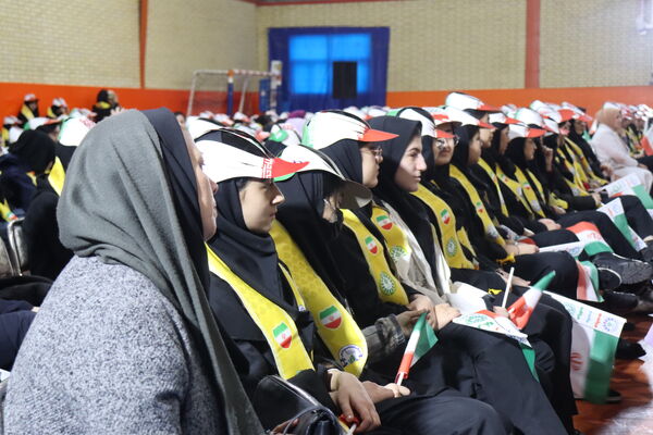 جشن نیکوکاری در مدرسه شهید حدادی تبریز