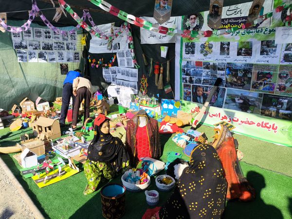 جشن دهه فجر و اعیاد شعبانیه در روستاهای لور و بنهکان