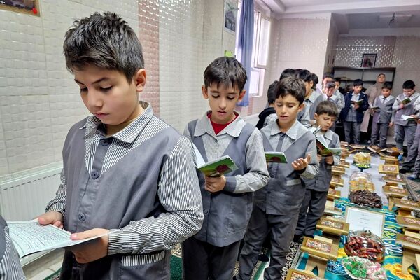 یلدای مهدوی در دبستان بانو ابوالوفا ناحیه دو شهرری 