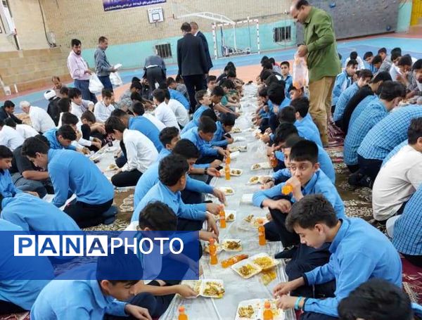 اردوی تمشک پسران شهرستان‌های جنوبی استان بوشهر در کنگان