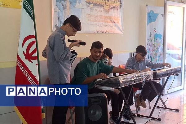 بزرگداشت روز عصای سفید در آموزشگاه شوریده شیرازی