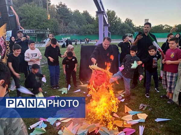 اجتماع بزرگ کودک و نوجوانان در پارک ملت مشهد مقدس