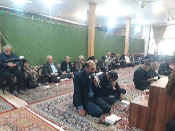 قرائت دعای پرفیض ندبه در مسجد ابوالفضلی بار