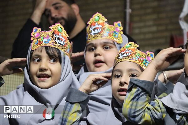 جشن الفبا و ایستادگی در تجمعات شبانه مردمی قلعه نو