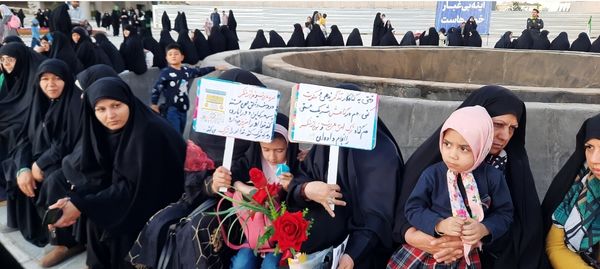 حماسه حضور مردم در حمایت از طرح نور حجاب و عفاف در مشهد