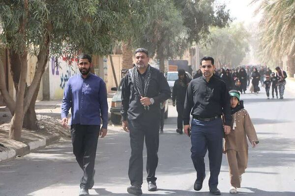 جاماندگانی که در غبار راه پیمودند