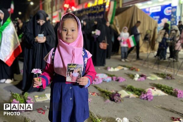 اجتماع با شکوه شهرستان ملارد در چهلم شهدای میناب