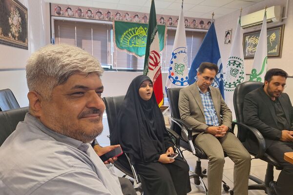 جلسه هم اندیشی و تجلیل از خبرنگاران پانا در شیراز 