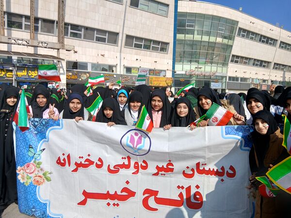 ۱۳ آبان،  روز آشکار ساختن ناتوانی استکبار 