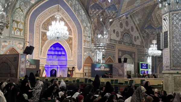 حرم سلطان طوس سیاه‌پوش شد