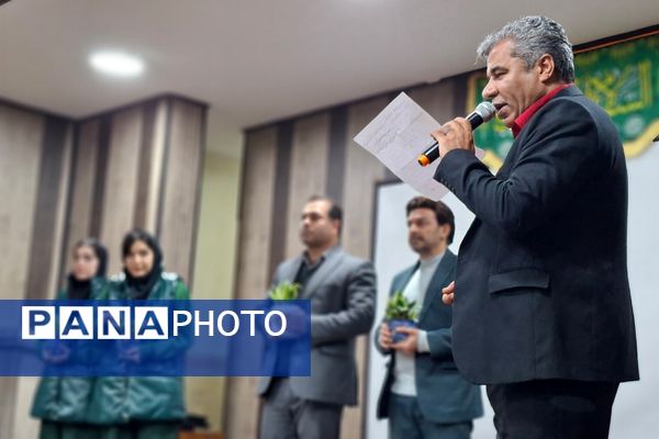 یلدا با نخستین جشنواره‌ هنرهای آوایی کانون ملائک در قرچک