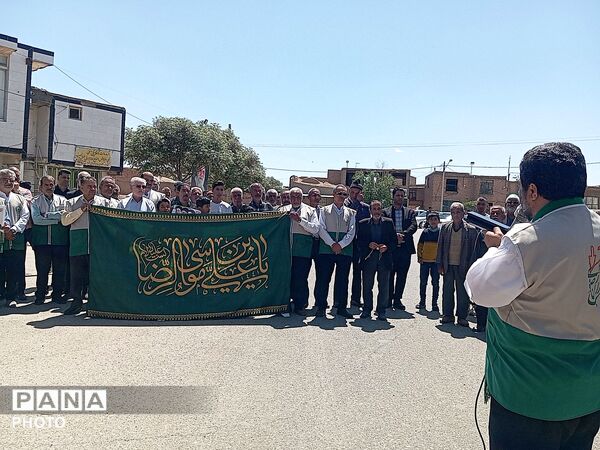 کاروان «در پناه خورشید» میهمان رزق‌آباد کاشمر شد