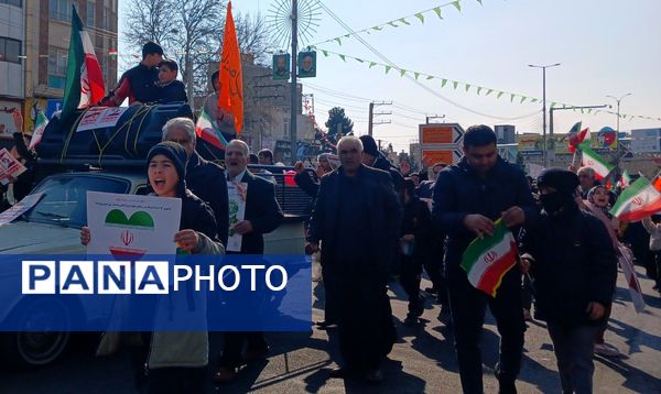 حضور پرشور و باشکوه مردم محمدشهر در راهپیمایی ۲۲بهمن