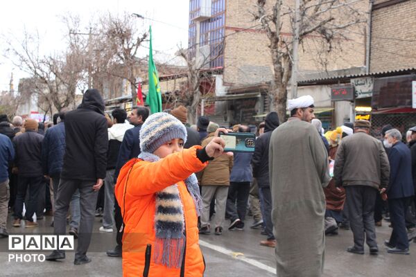  جلوه‌ای از ایمان و همبستگی از مسجد پنج‌تن آل عبا تا مسجد جامع