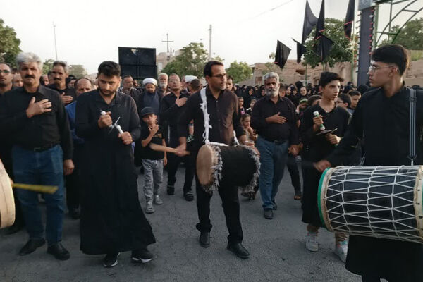 بانگ چاووش محرم و لبیک یاحسین در شهر بهمن