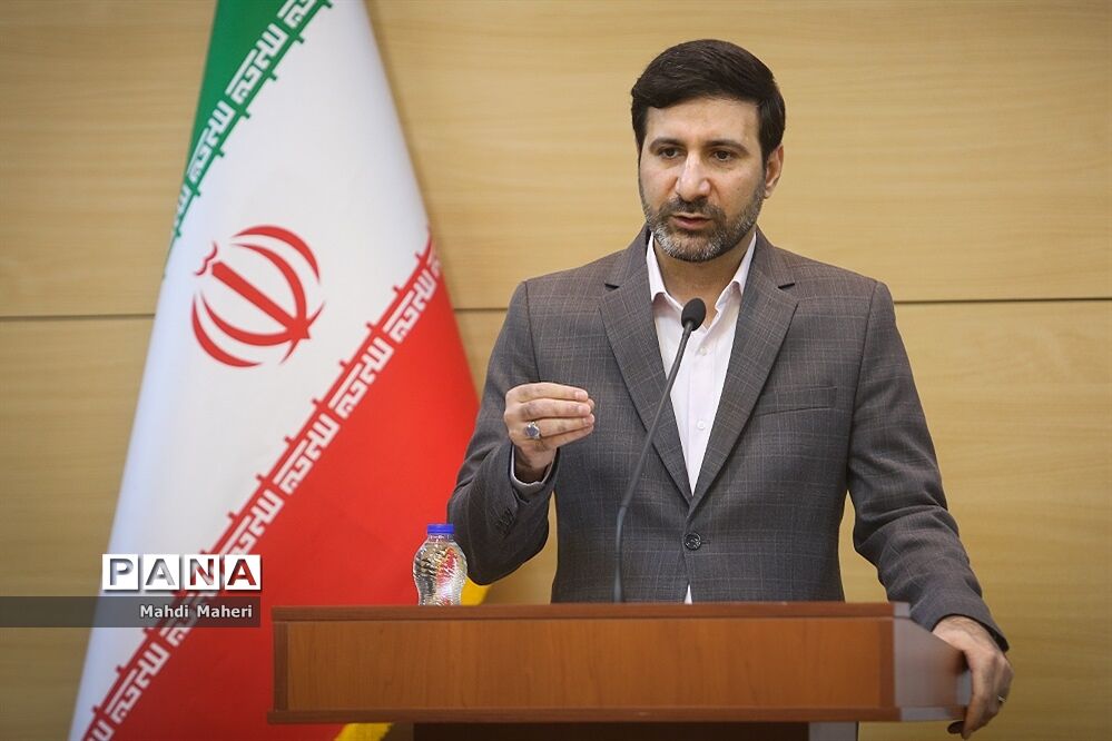 طحان‌نظیف: اساسنامه صندوق توسعه شبکه فیبر نوری تایید شد