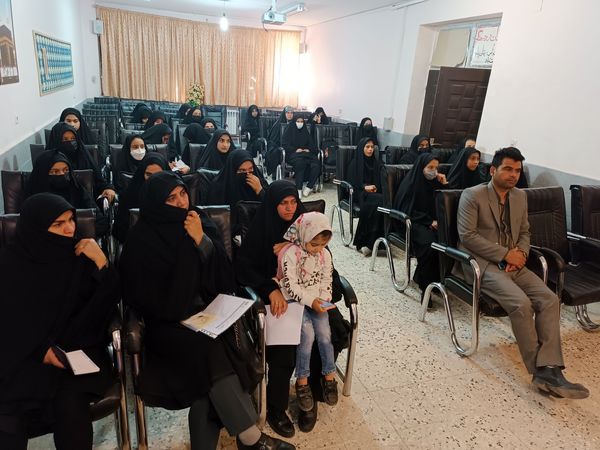  جلسه توجیهی دانش‌آموزان برگزیده مسابقات قرآن و عترت شهرستان باخرز