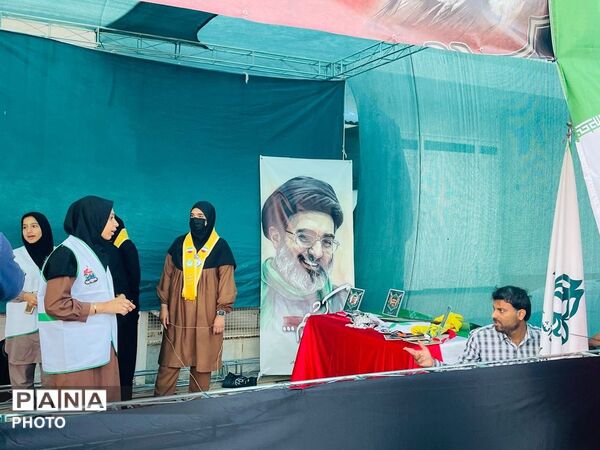 خدمت‌رسانی فرهنگی و مردمی در میناب به یاد شهدا