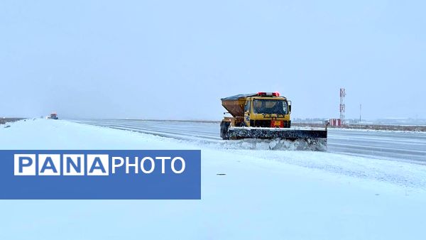 وضعیت فرودگاه بین الملی شهید هاشمی‌نژاد در روزهای برفی مشهد