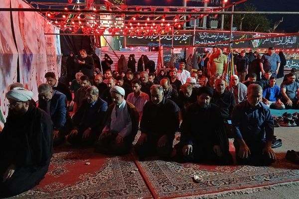 برپایی موکب «عشاق الحسین(ع)» سازمان دانش‌آموزی شهرستانهای تهران در مسیر زائران اربعین