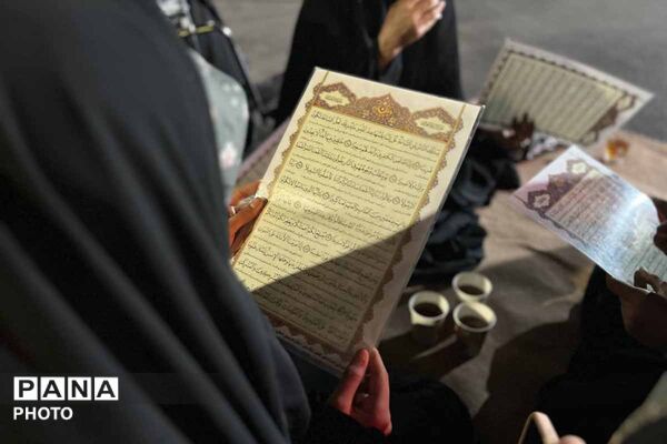 همزمان با شهادت امام حسن عسکری(ع)؛ مردم در چهلم رهبر شهید انقلاب به میدان آمدند
/2