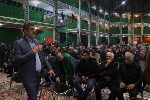 تجلیل از پیر غلامان حسینی در آیین نخل عاشقی ۲