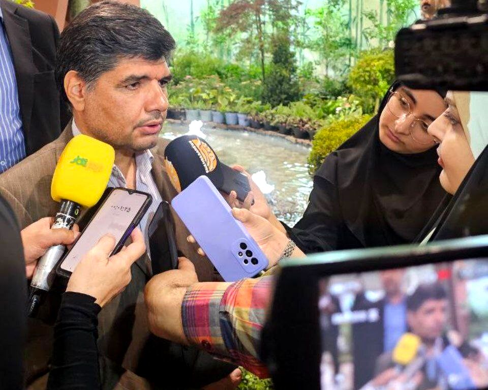 نمایشگاه گل و گیاه مشهد تجلی پیوند طبیعت، آموزش و نشاط شهری است