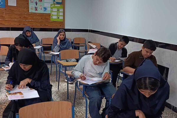 نمایش توانمندی دانش‌آموزان در جشنواره نوجوان خوارزمی/2