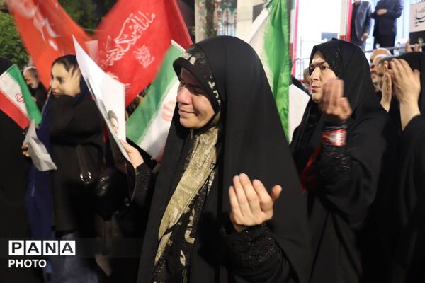 حضور مربیان، اولیا و دانش‌آموزان آموزش و پرورش ناحیه 2 تبریز در آیین سالگرد شهادت امام سجاد(ع)