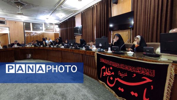 نشست خبری مدیرکل آموزش و پرورش استان اصفهان 