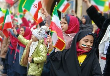 خروش مردم و فرهنگیان در صحنه وحدت انقلابی