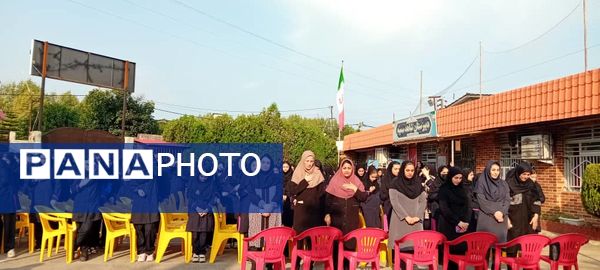 نواخته شدن زنگ ایثار و مقاومت در دبیرستان دخترانه شاهد سمیه